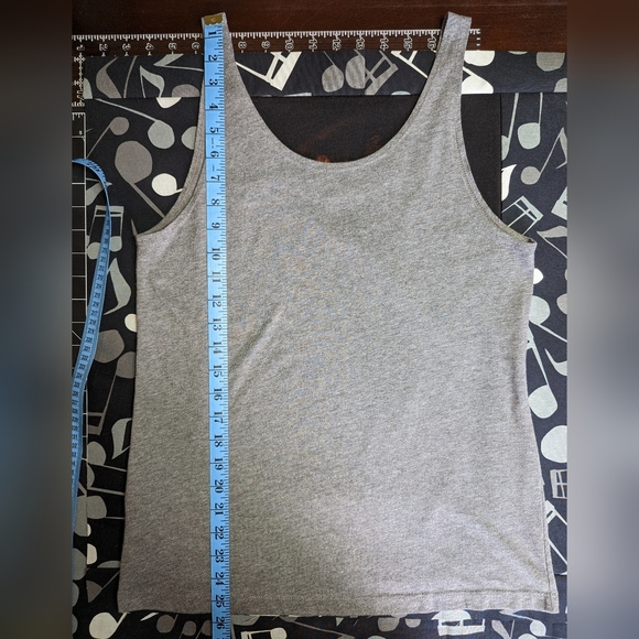 Biggie Tank Top 💭 - Picture 6 of 9